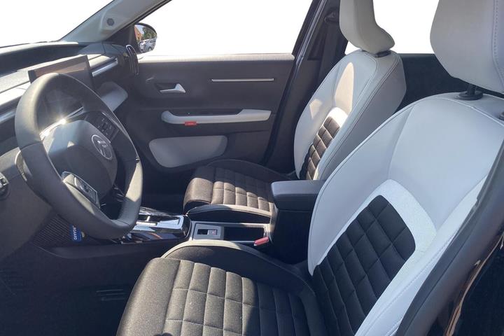 Sort Citroën e-C3 Aircross fra 2025
