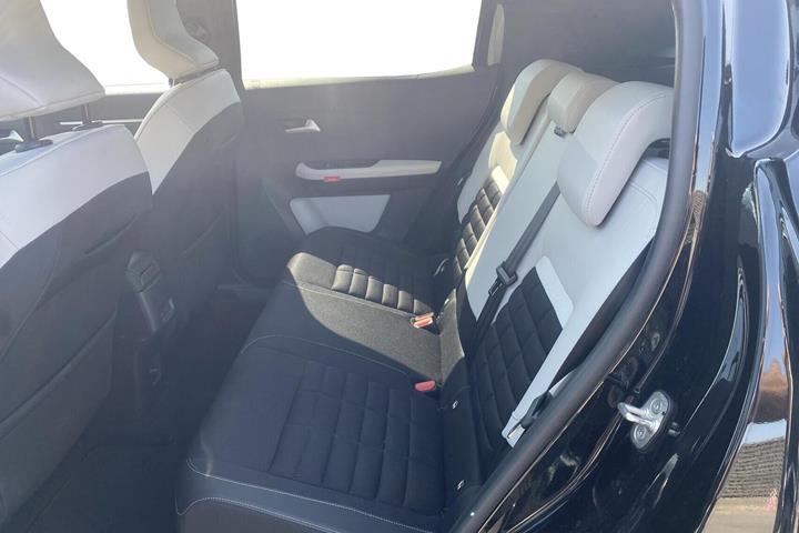 Sort Citroën e-C3 Aircross fra 2025