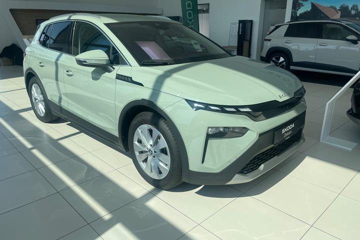 Grøn Skoda Elroq fra 2026