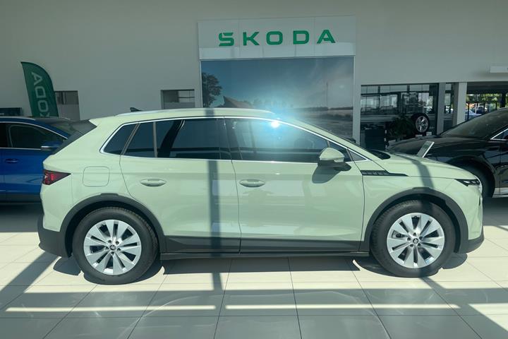 Grøn Skoda Elroq fra 2026