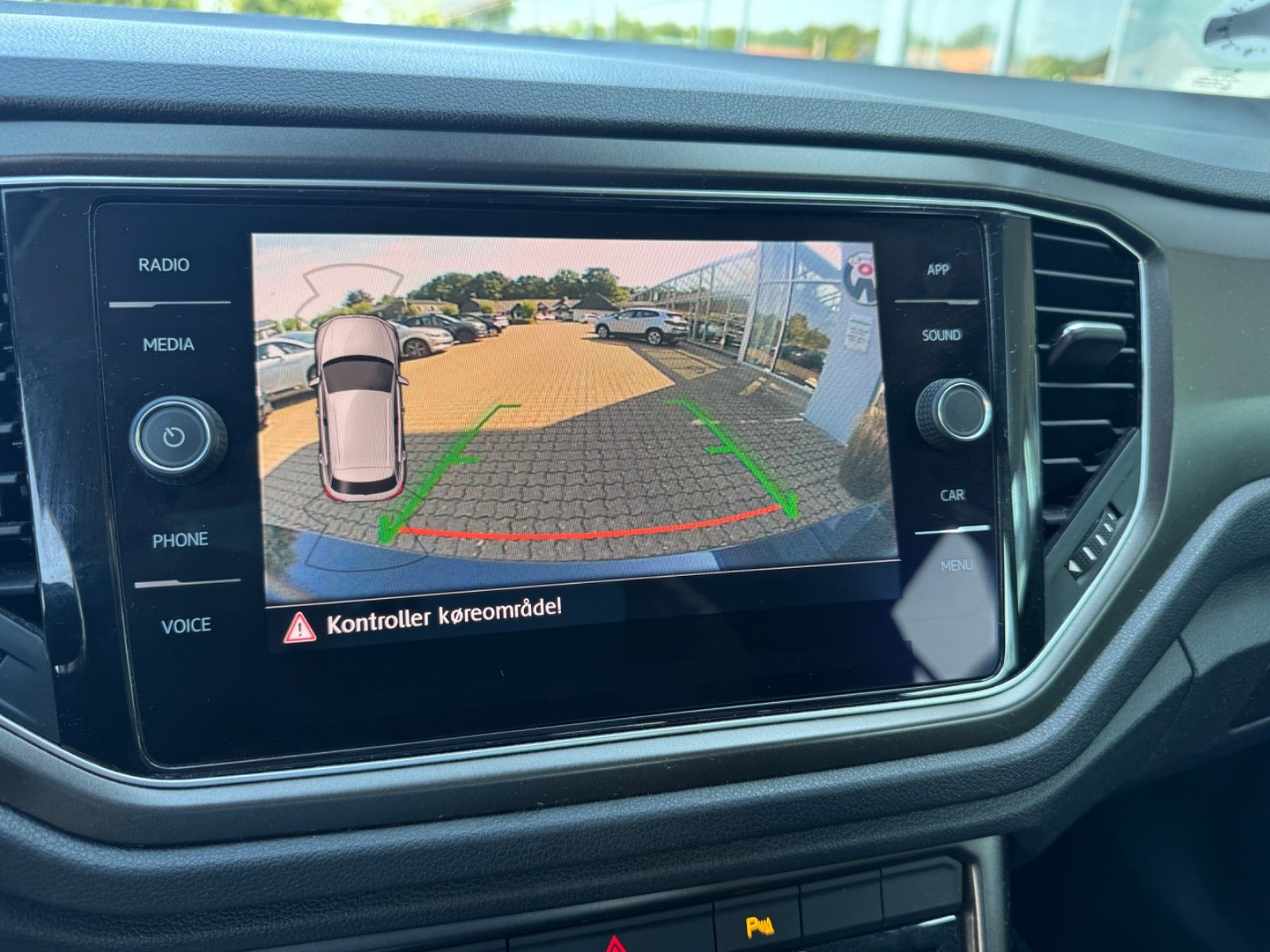 Blå VW T-Roc fra 2018