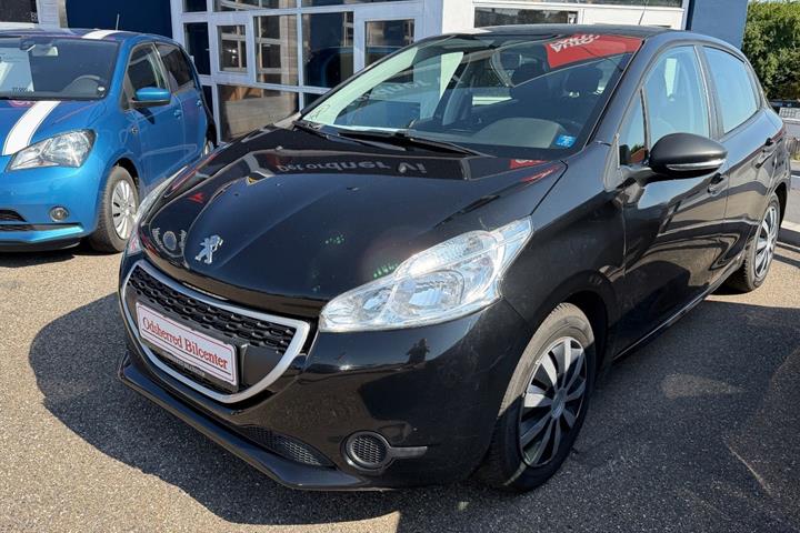 Sort Peugeot 208 fra 2012