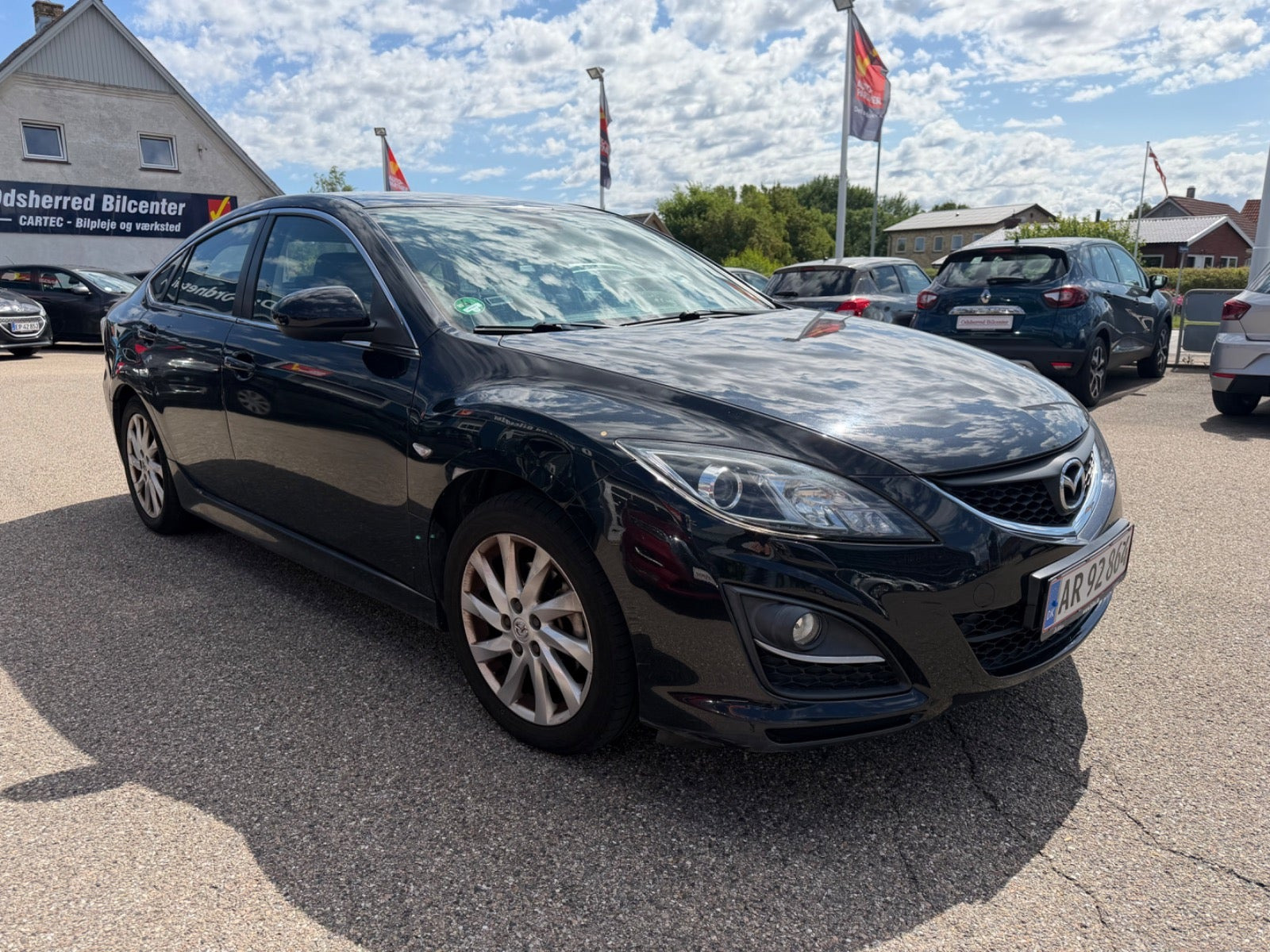 Sort Mazda 6 fra 2010