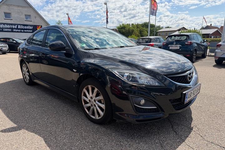 Sort Mazda 6 fra 2010