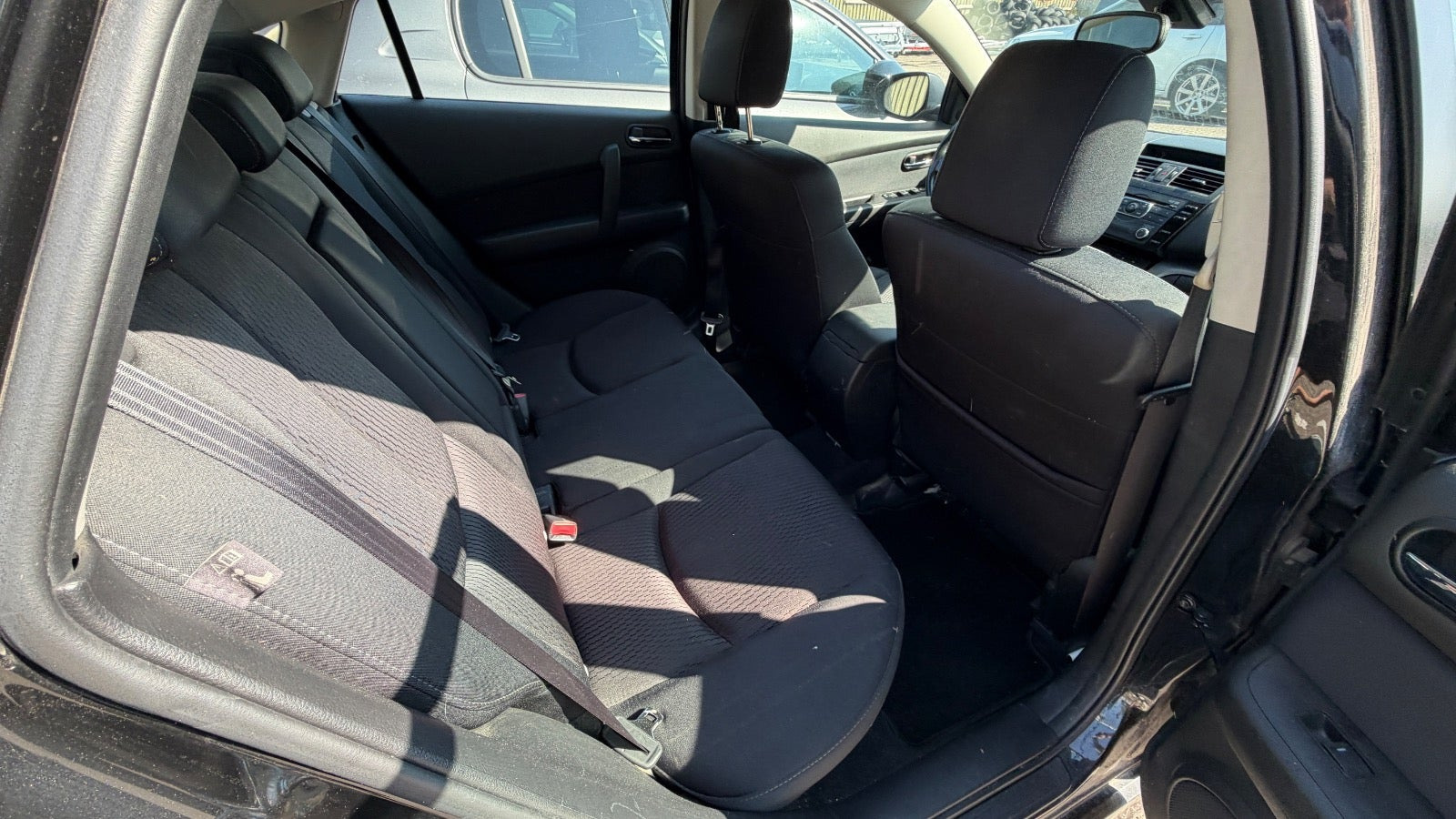 Sort Mazda 6 fra 2010