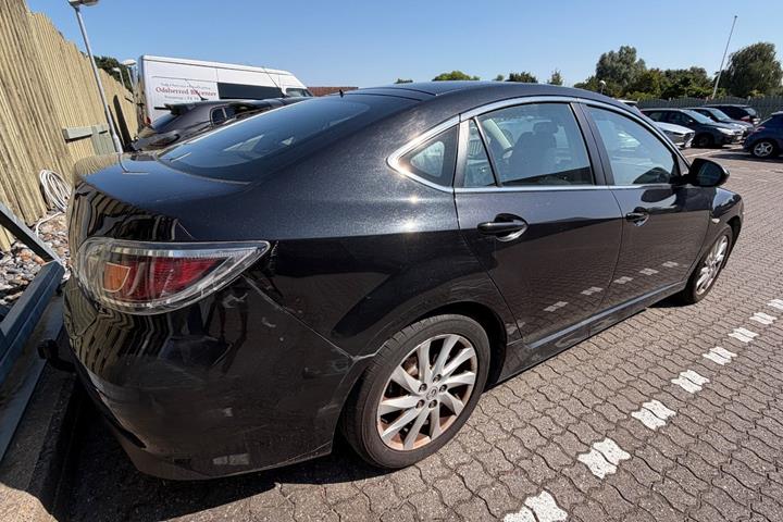 Sort Mazda 6 fra 2010