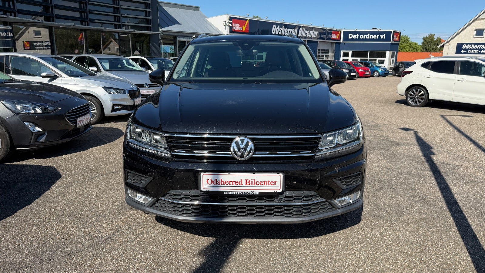 Sort VW Tiguan fra 2017