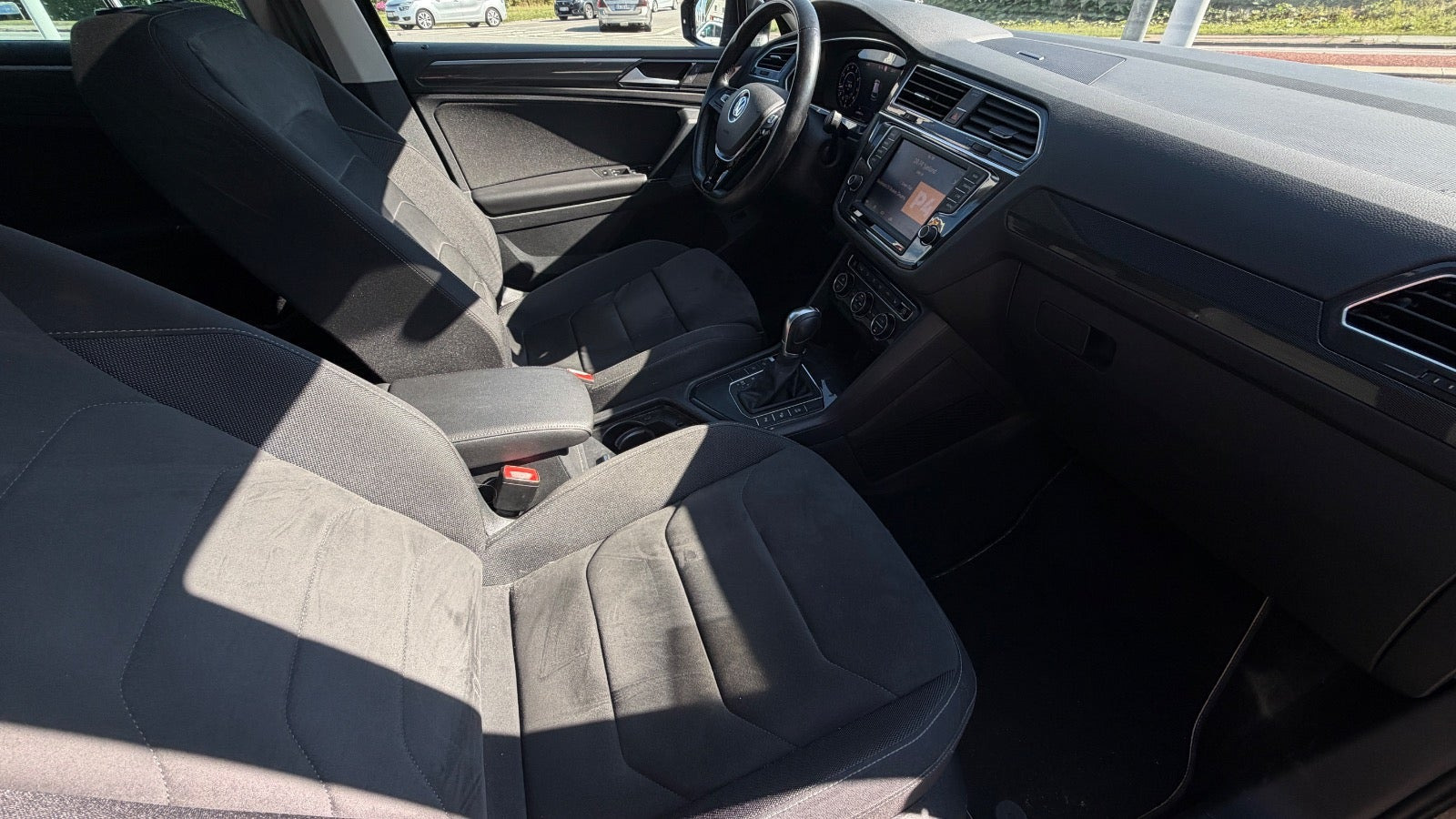 Sort VW Tiguan fra 2017