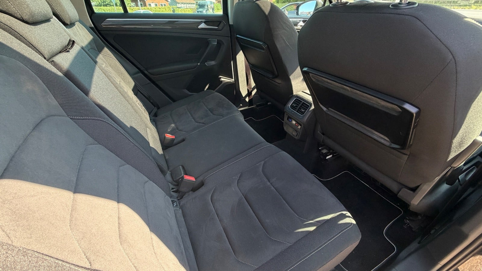 Sort VW Tiguan fra 2017