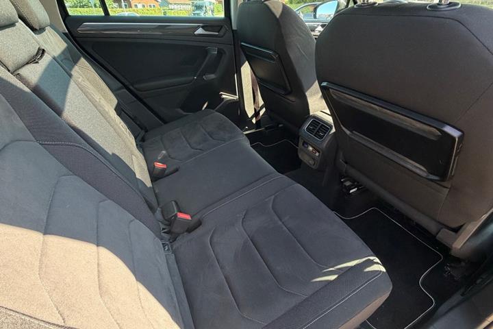 Sort VW Tiguan fra 2017