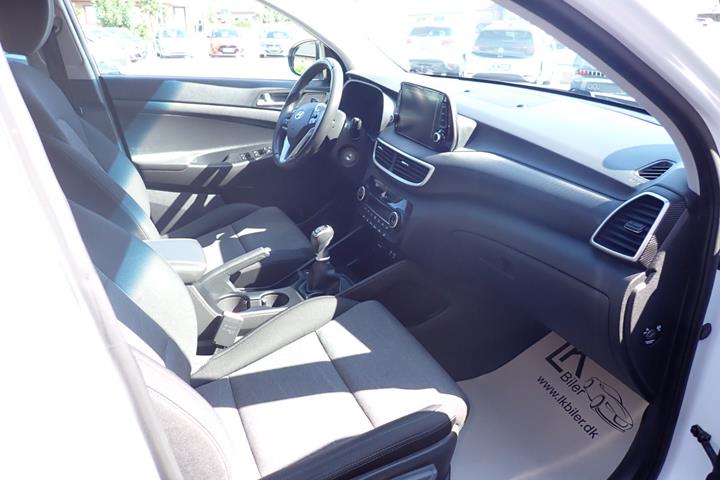Hvid Hyundai Tucson fra 2019