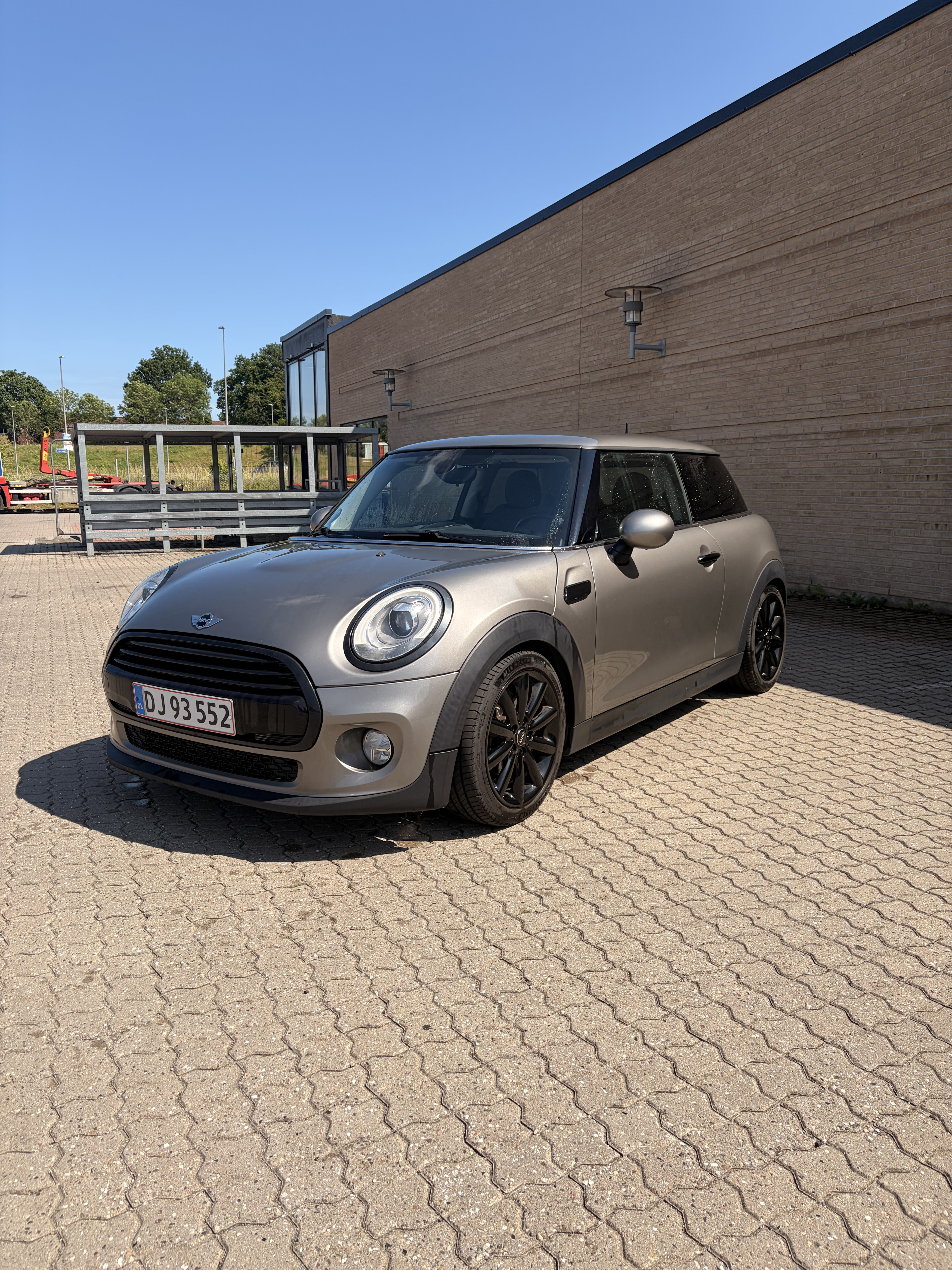 Mini Cooper 1,5 turbo
