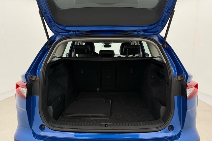 Blå Skoda Enyaq fra 2021
