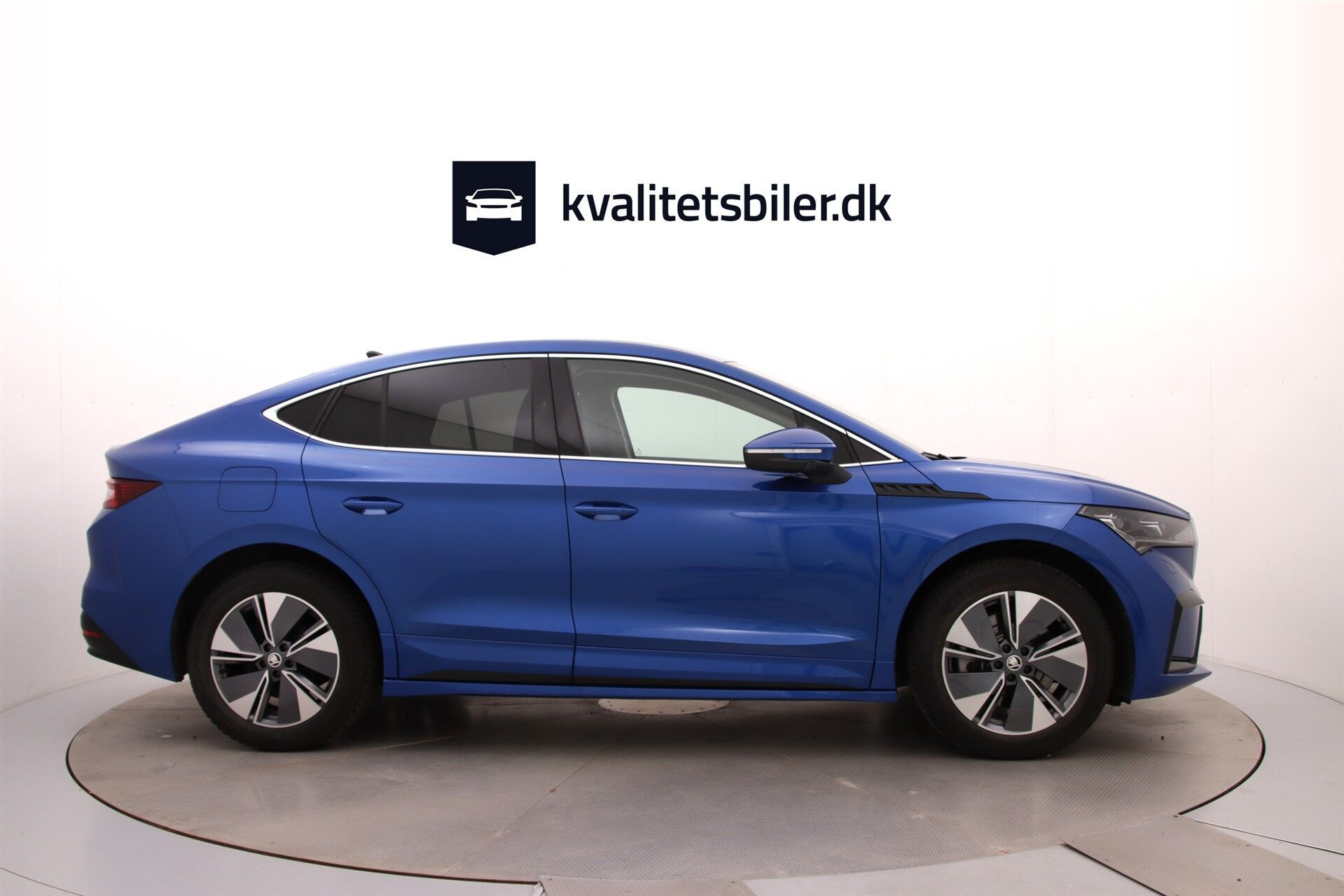 Blå Skoda Enyaq fra 2024