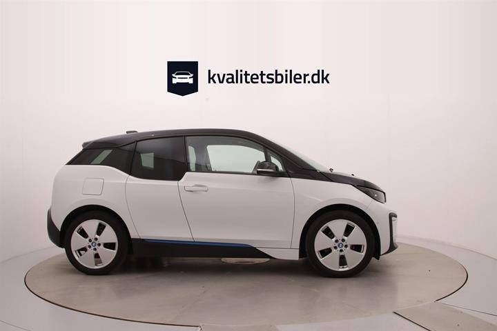 Hvid BMW i3 fra 2022