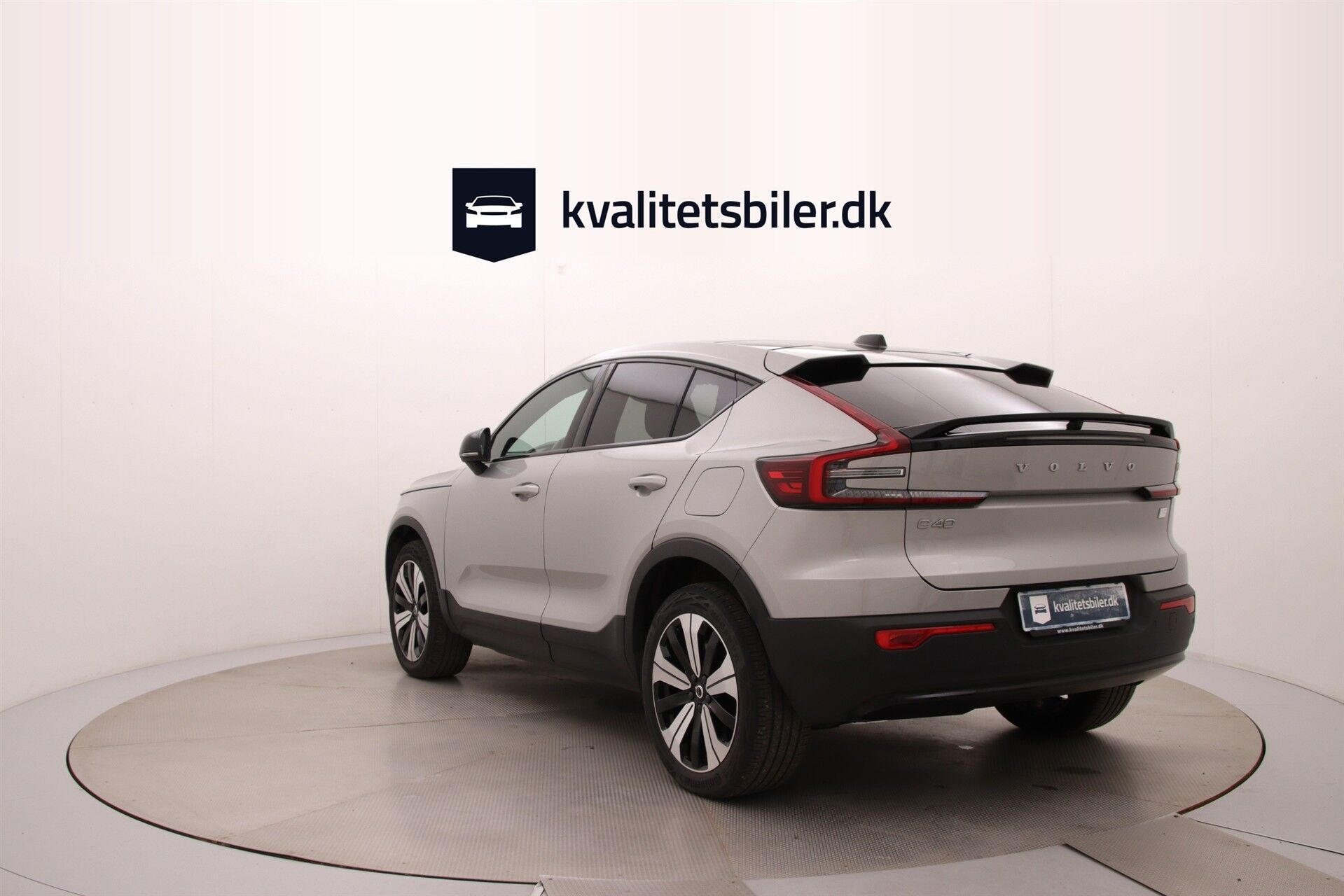 Sølv Volvo C40 fra 2022