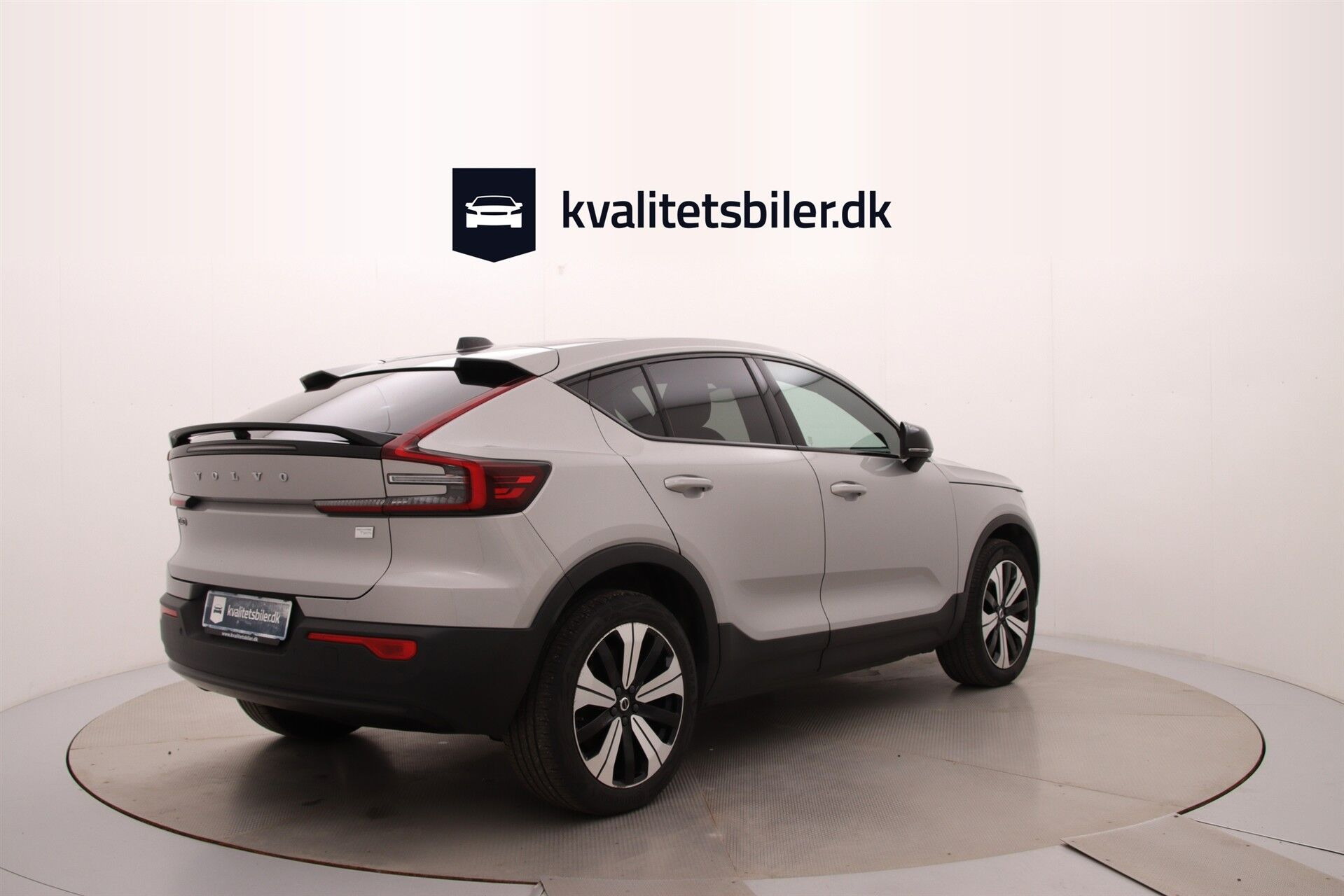 Sølv Volvo C40 fra 2022