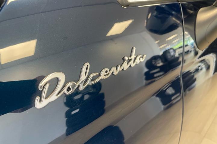 Blå Fiat 500 fra 2021