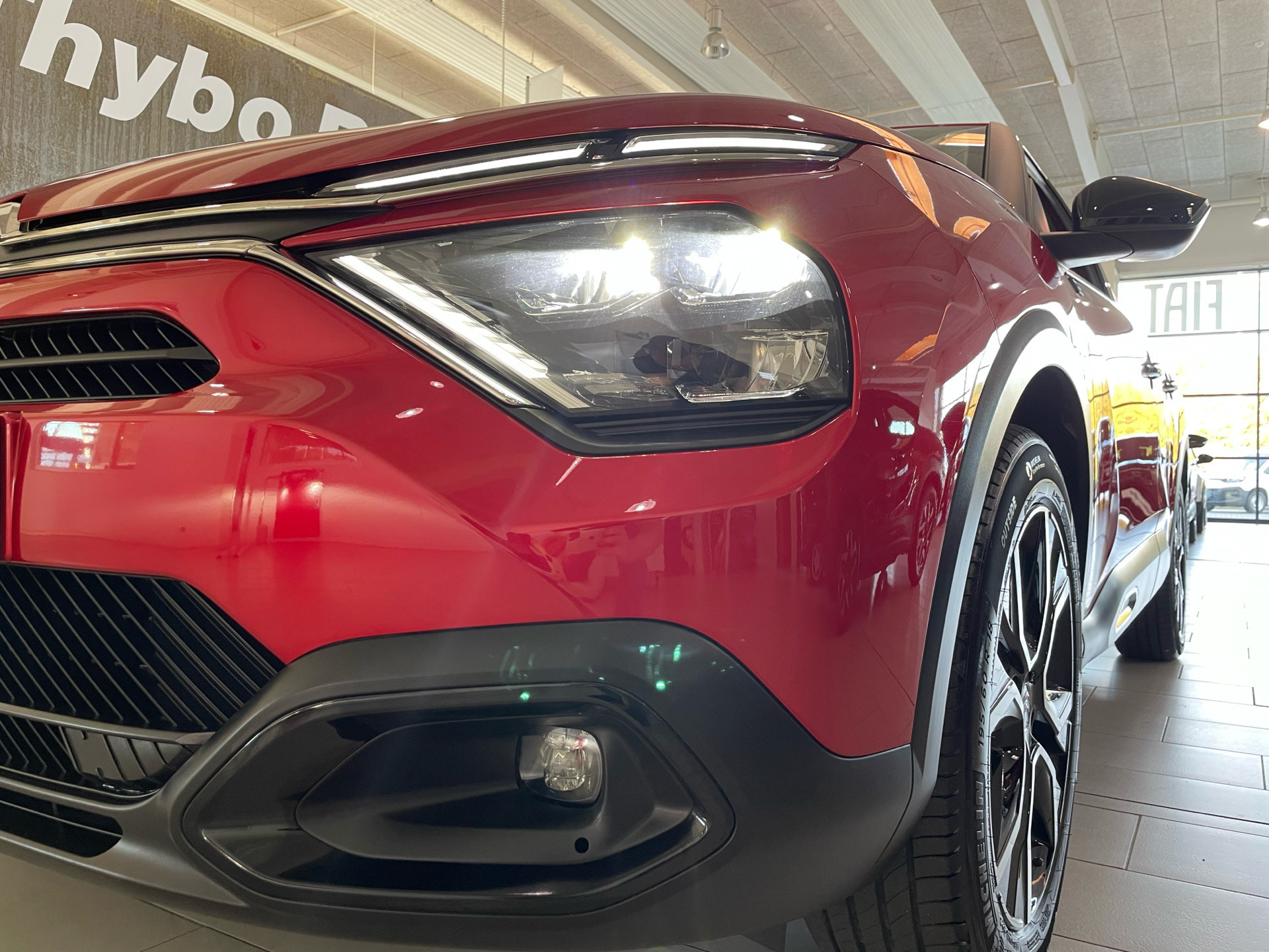 Rød Citroën ë-C4 fra 2023