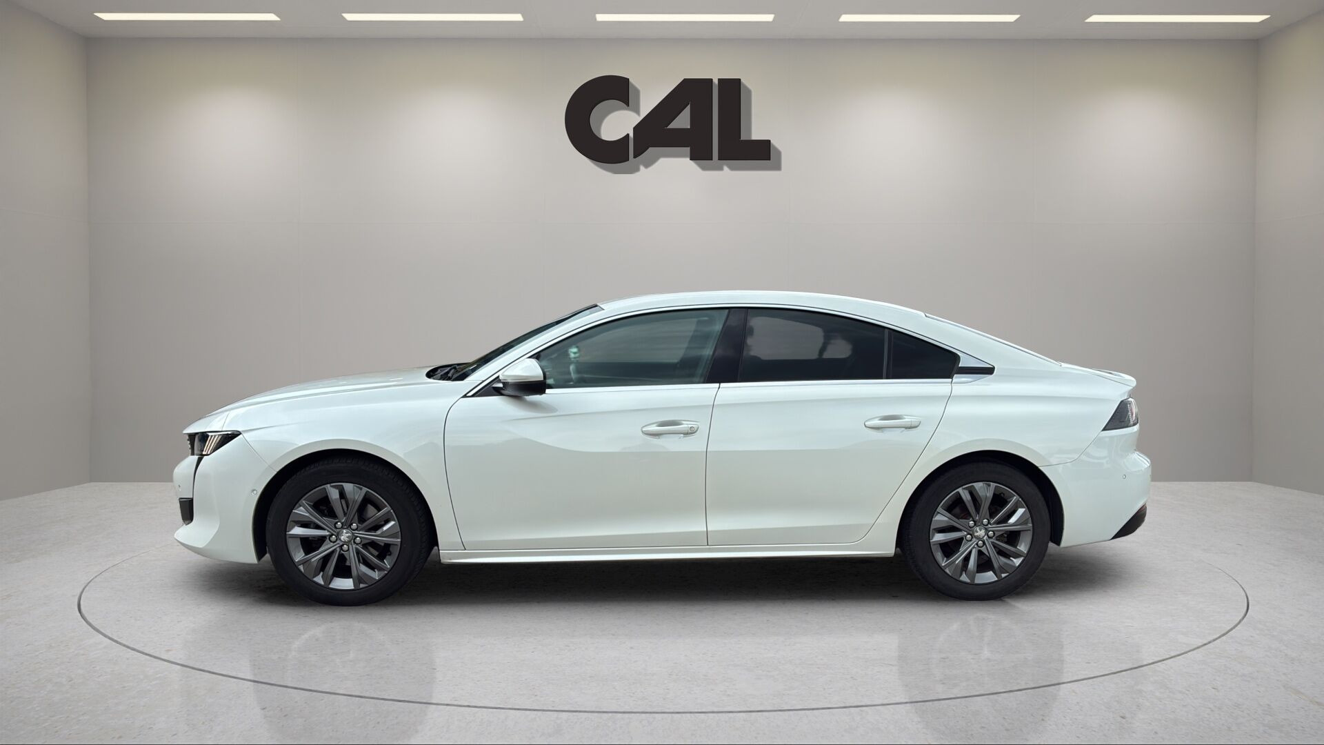 Hvid Peugeot 508 fra 2019