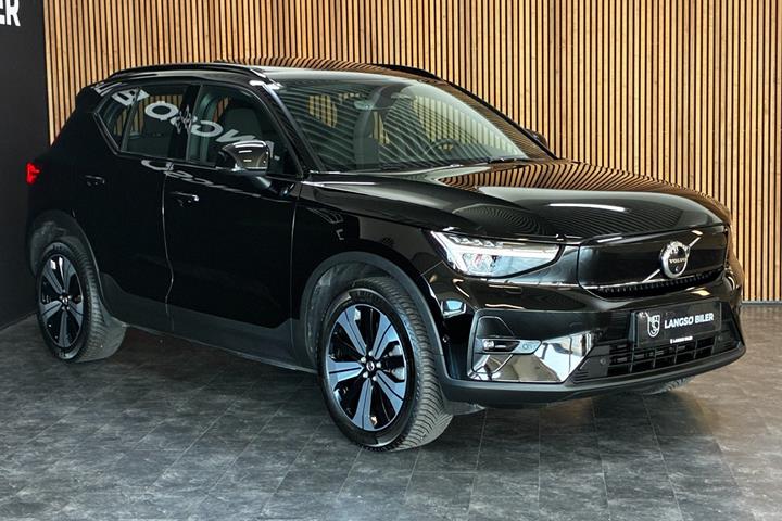 Sort Volvo XC40 fra 2023