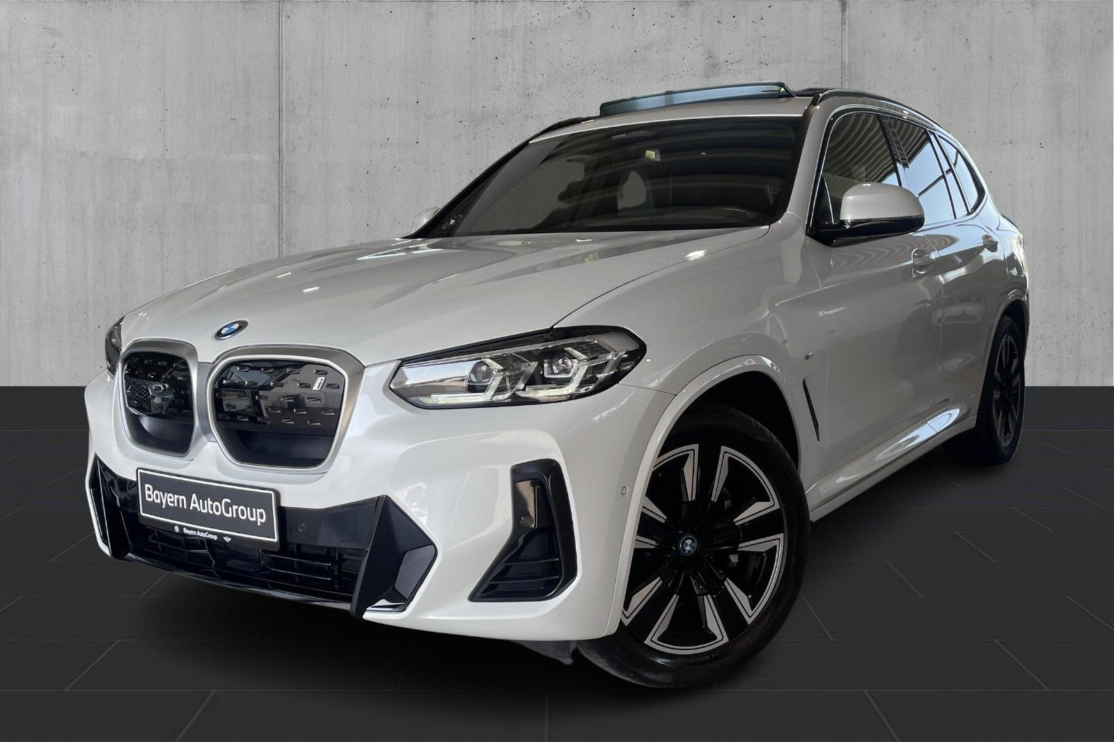BMW iX3 Charged M-Sport