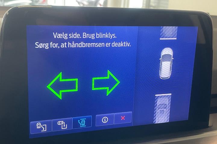 Blå Ford Focus fra 2020