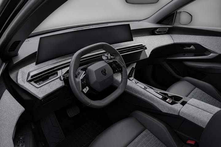 undefined Peugeot e-3008 fra 2025