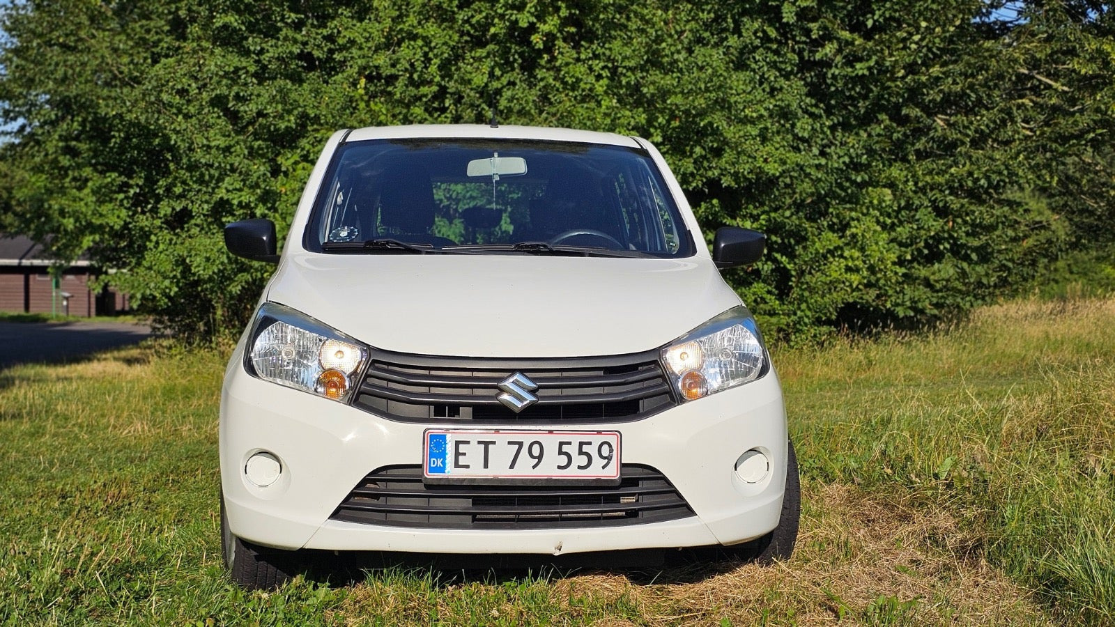 Hvid Suzuki Celerio fra 2015