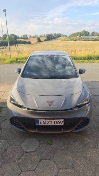 Grå Cupra Born fra 2022