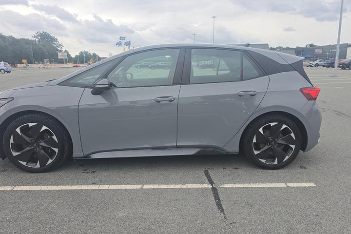 Grå Cupra Born fra 2022