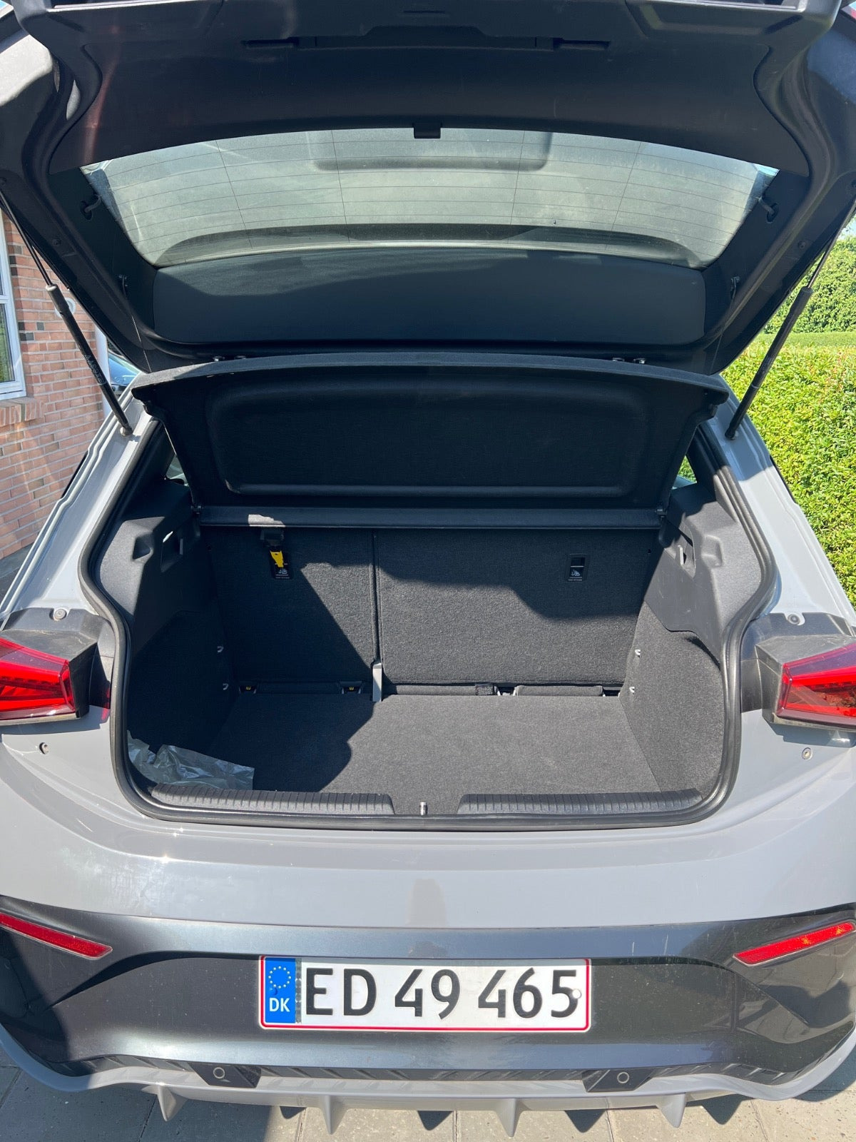 Grå Cupra Born fra 2022