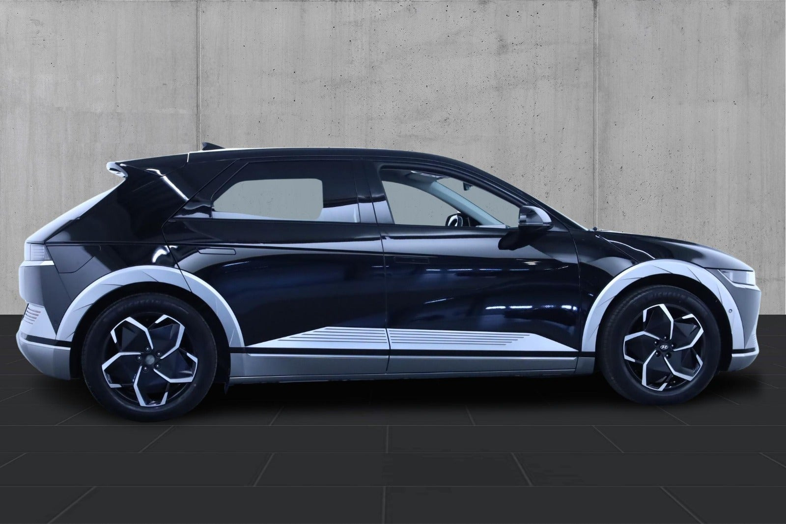 Sort Hyundai Ioniq 5 fra 2022