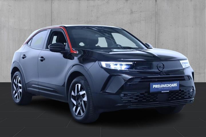 Sort Opel Mokka-e fra 2022