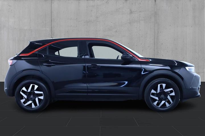 Sort Opel Mokka-e fra 2022