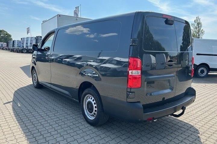 Grå Peugeot Expert fra 2024