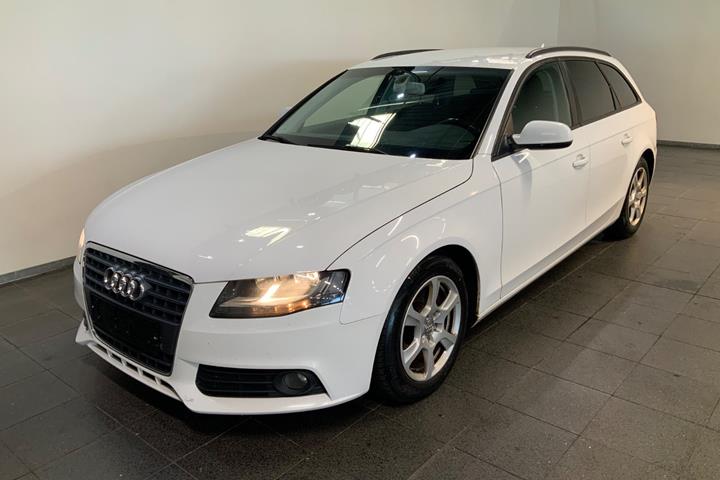 Hvid Audi A4 fra 2011