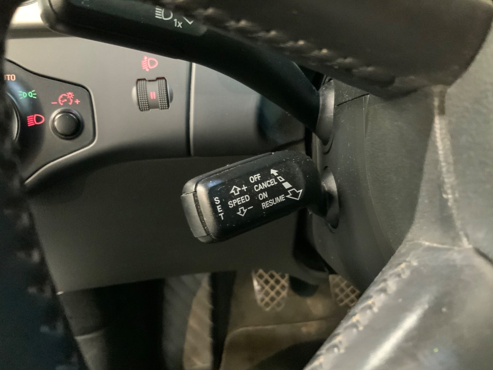 Hvid Audi A4 fra 2011
