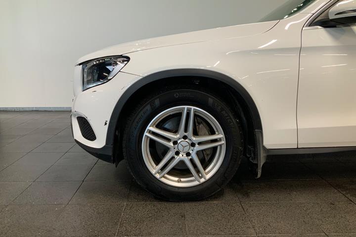 Hvid Mercedes GLC220 d fra 2017