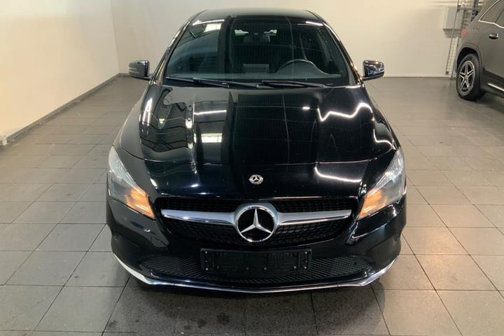 Sort Mercedes CLA200 d fra 2018