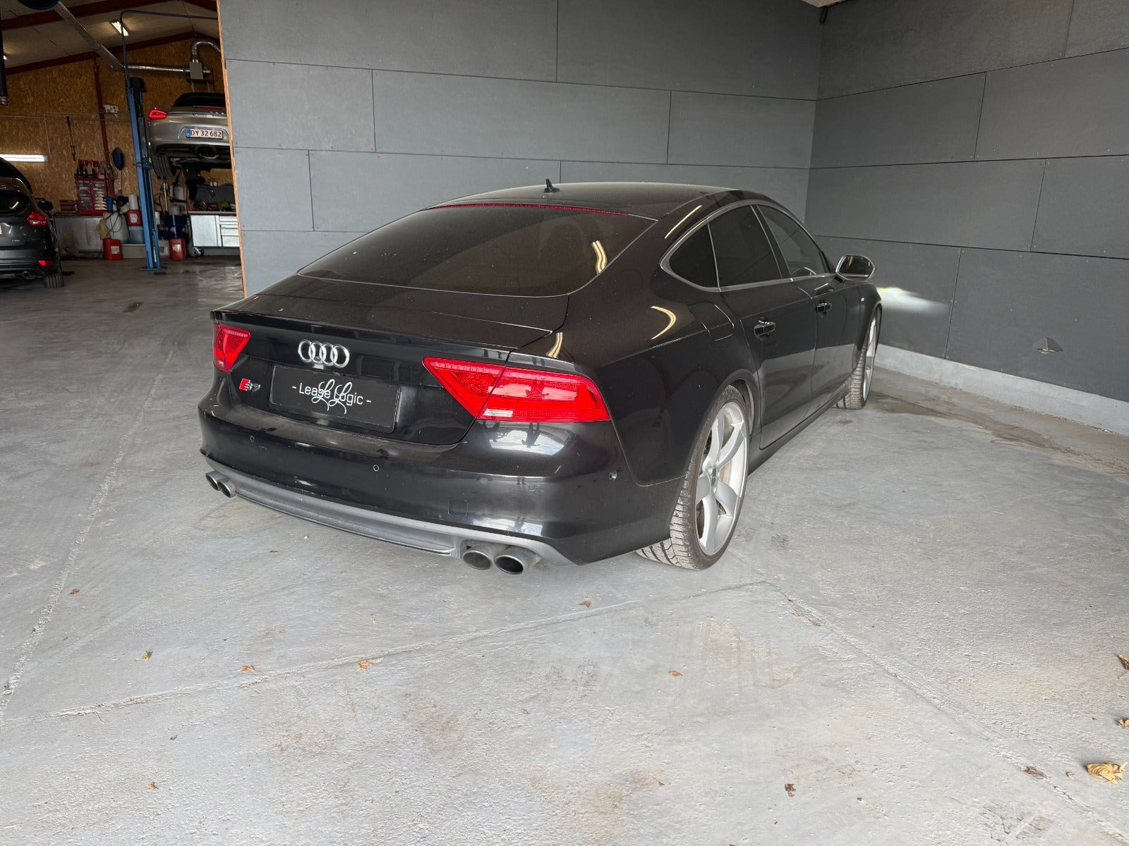 Sort Audi S7 fra 2013