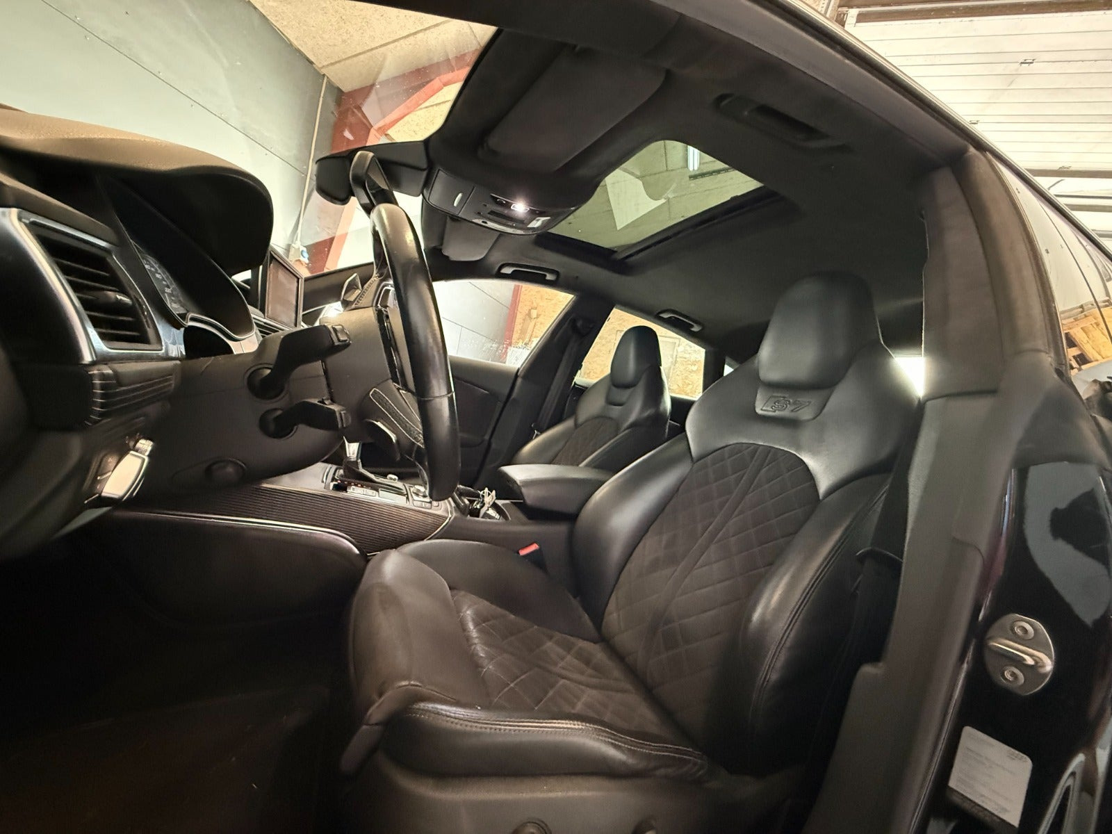 Sort Audi S7 fra 2013