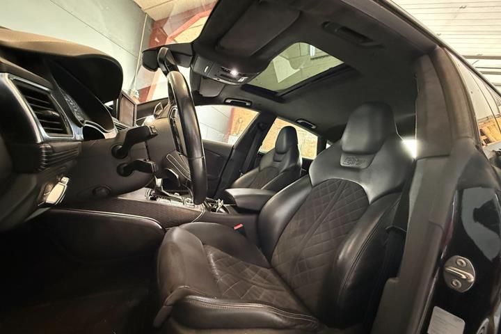Sort Audi S7 fra 2013