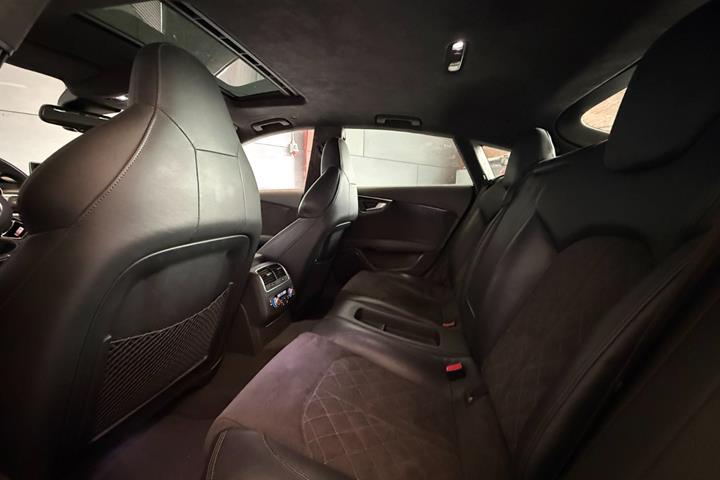 Sort Audi S7 fra 2013
