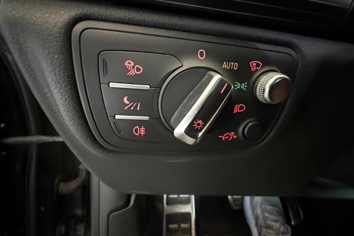 Sort Audi S7 fra 2013 set indefra