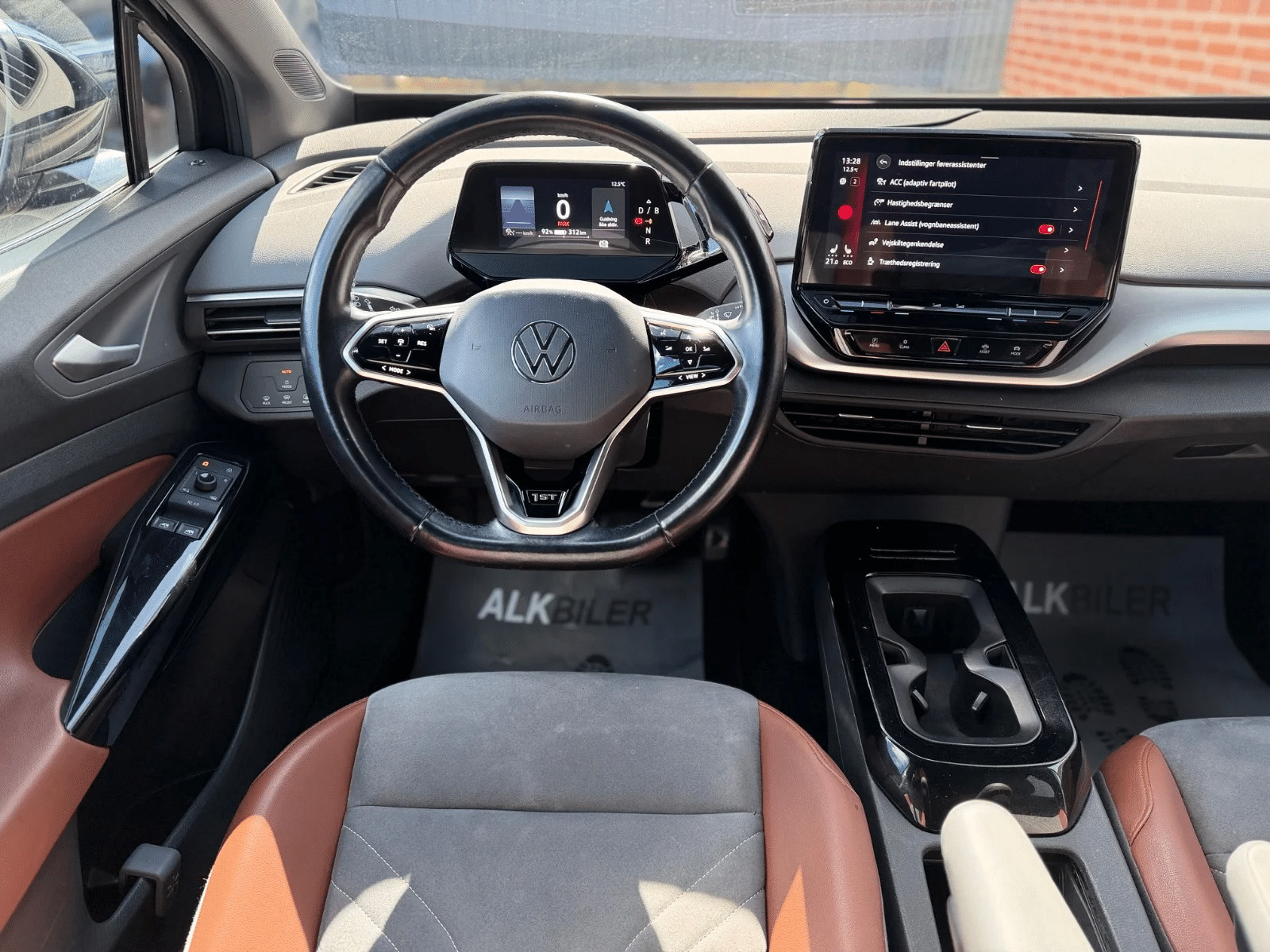 Grå VW ID.4 fra 2021