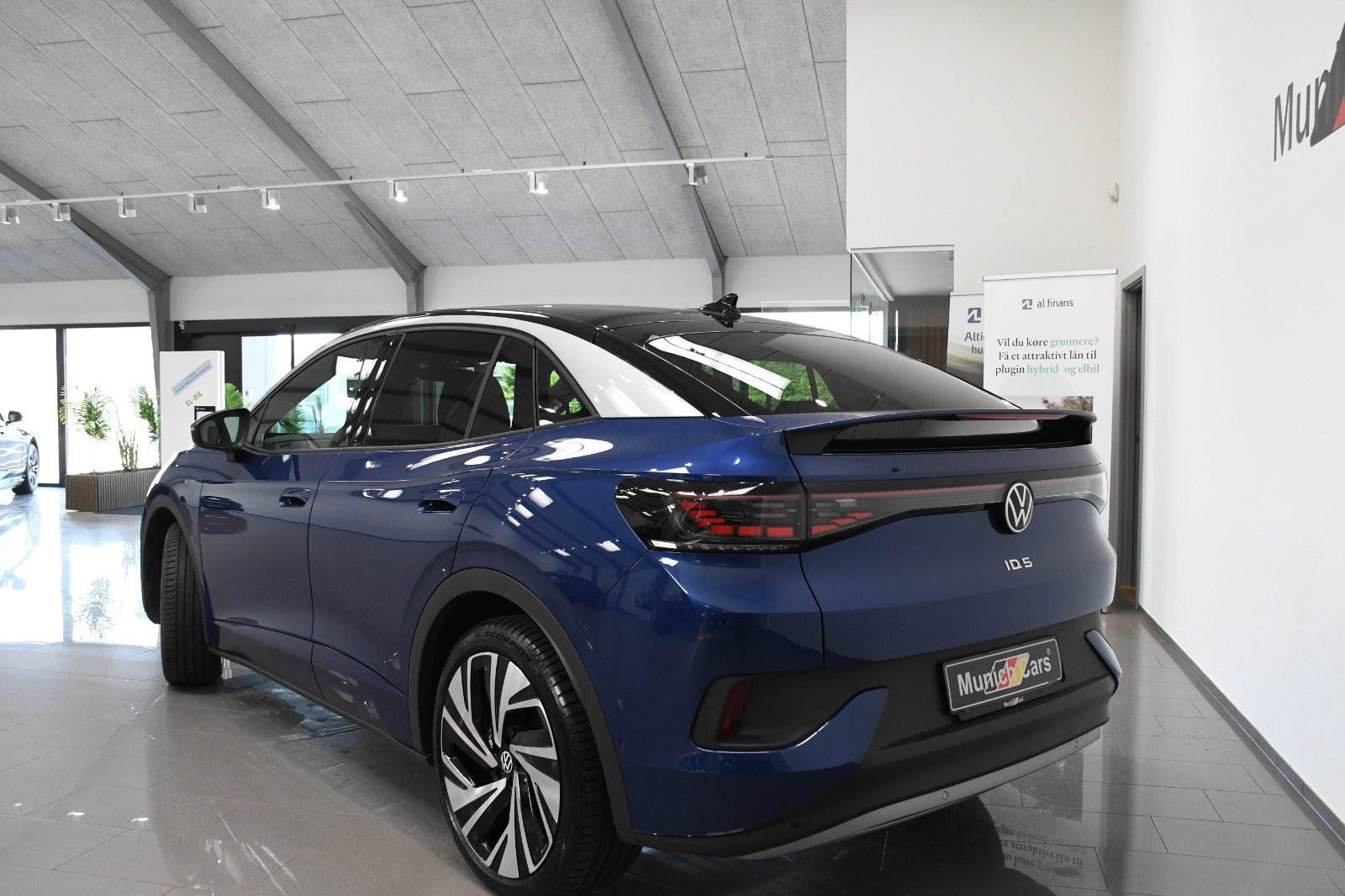 Blå VW ID.5 fra 2025