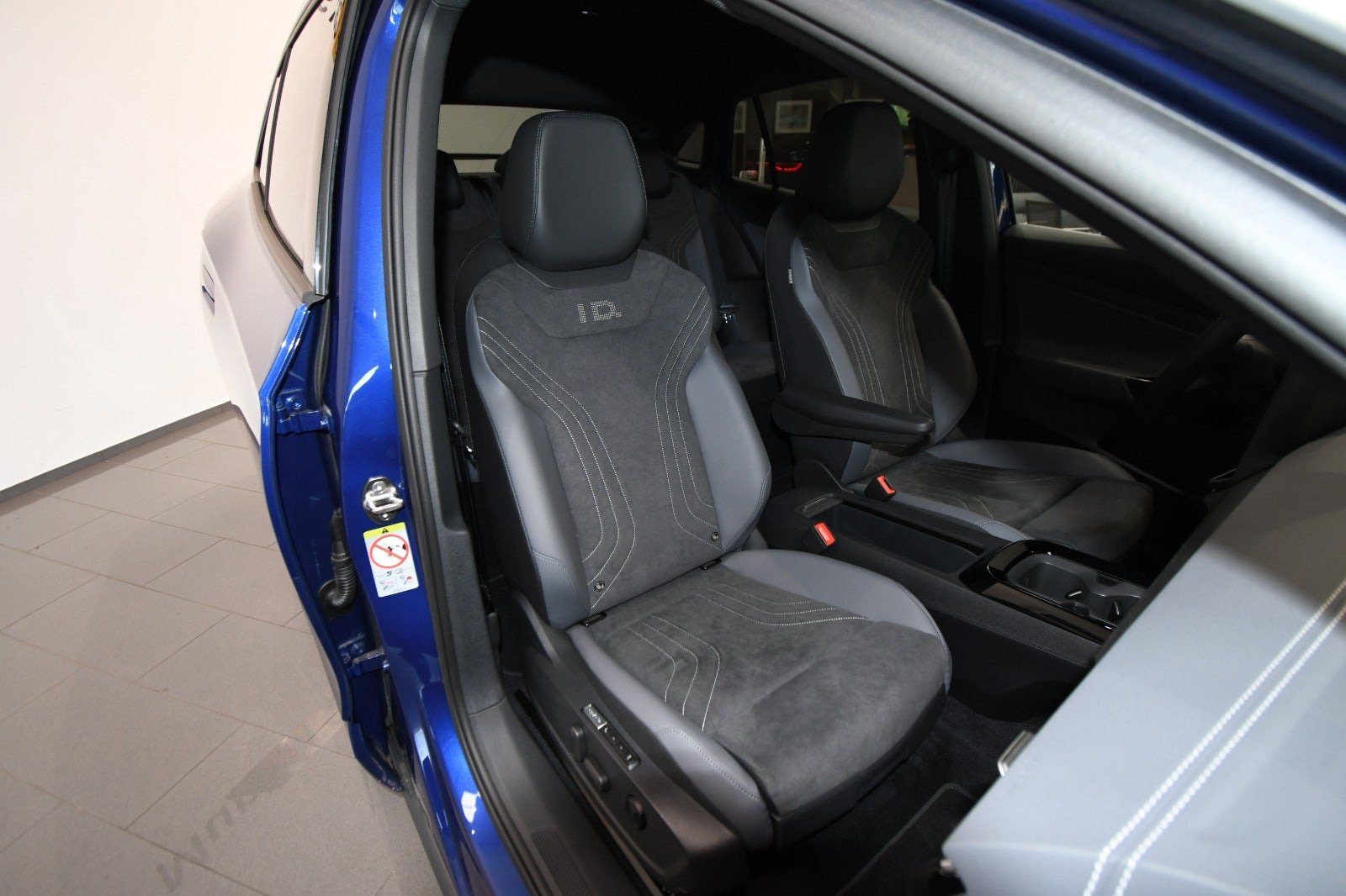 Blå VW ID.5 fra 2025
