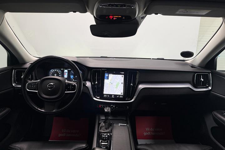 Hvid Volvo V60 CC fra 2020