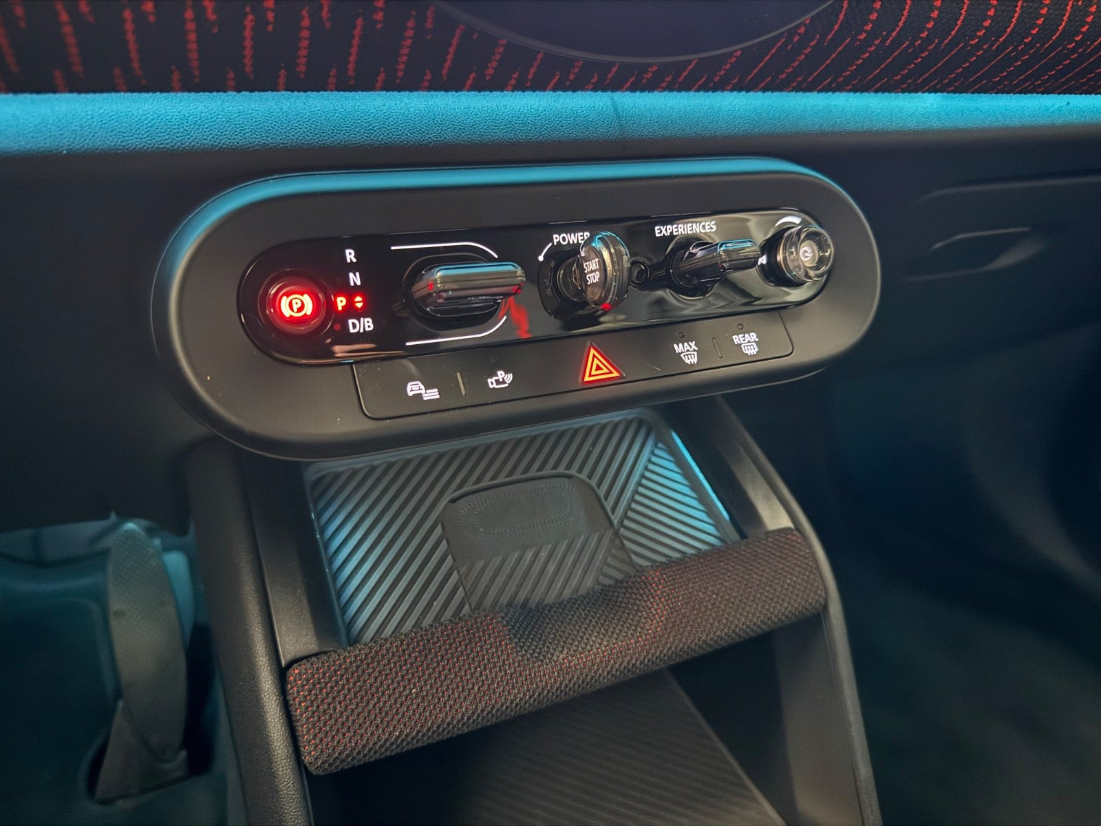 Sort Mini Countryman E fra 2025